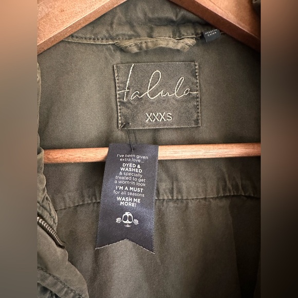 Aritzia Talula Olive Utility Parka Jacket Faux Leather Sleeves Military Army - Picture 6 of 10